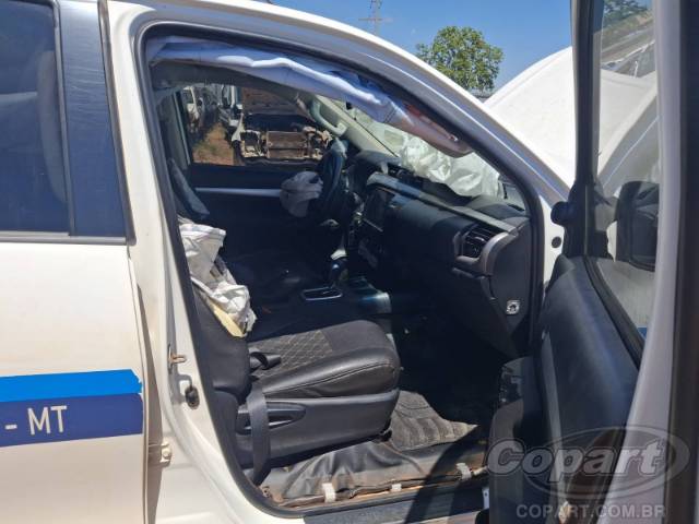 2024 TOYOTA HILUX CD 