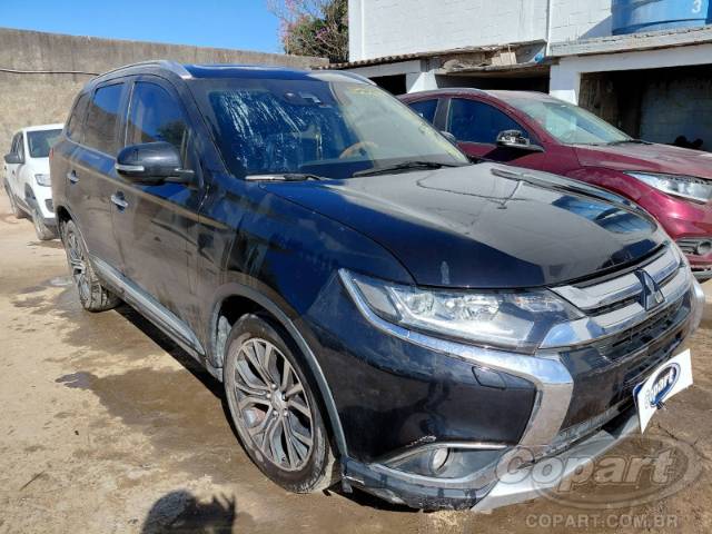 2018 MITSUBISHI OUTLANDER 