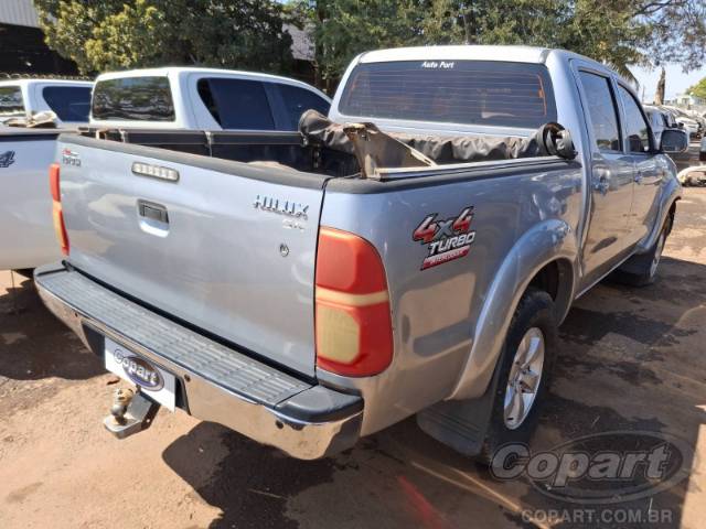 2015 TOYOTA HILUX CD 