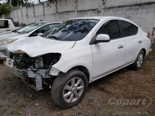 2013 NISSAN VERSA 