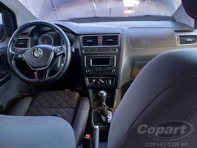 2015 VOLKSWAGEN FOX 