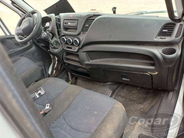 2023 IVECO DAILY 