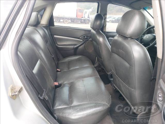 2008 FORD FOCUS SEDAN 