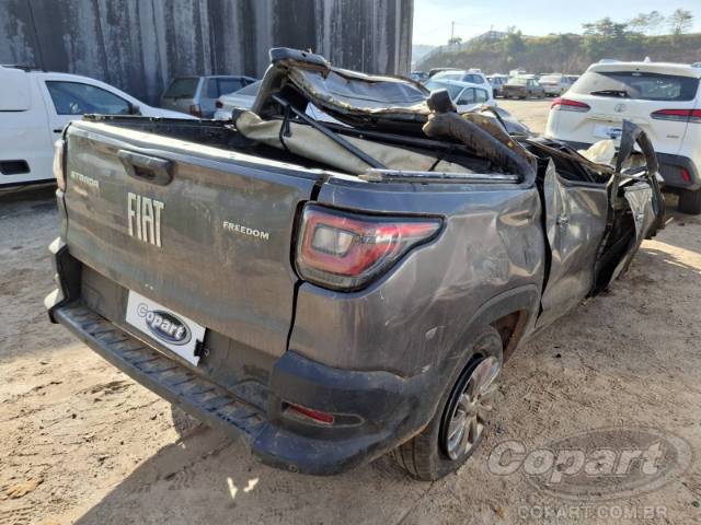 2022 FIAT STRADA CD 
