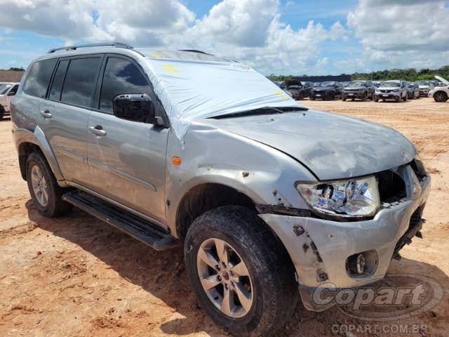 2013 MITSUBISHI PAJERO DAKAR 