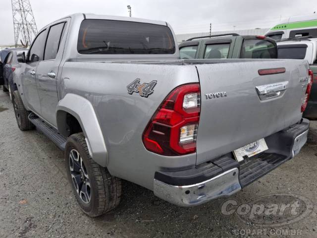 2024 TOYOTA HILUX CD 