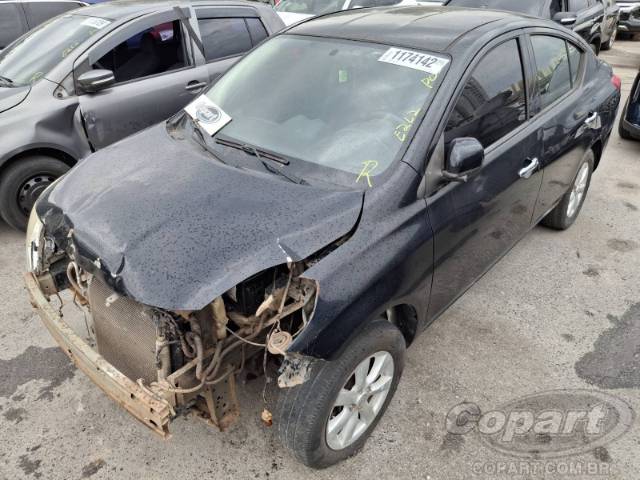 2014 NISSAN VERSA 
