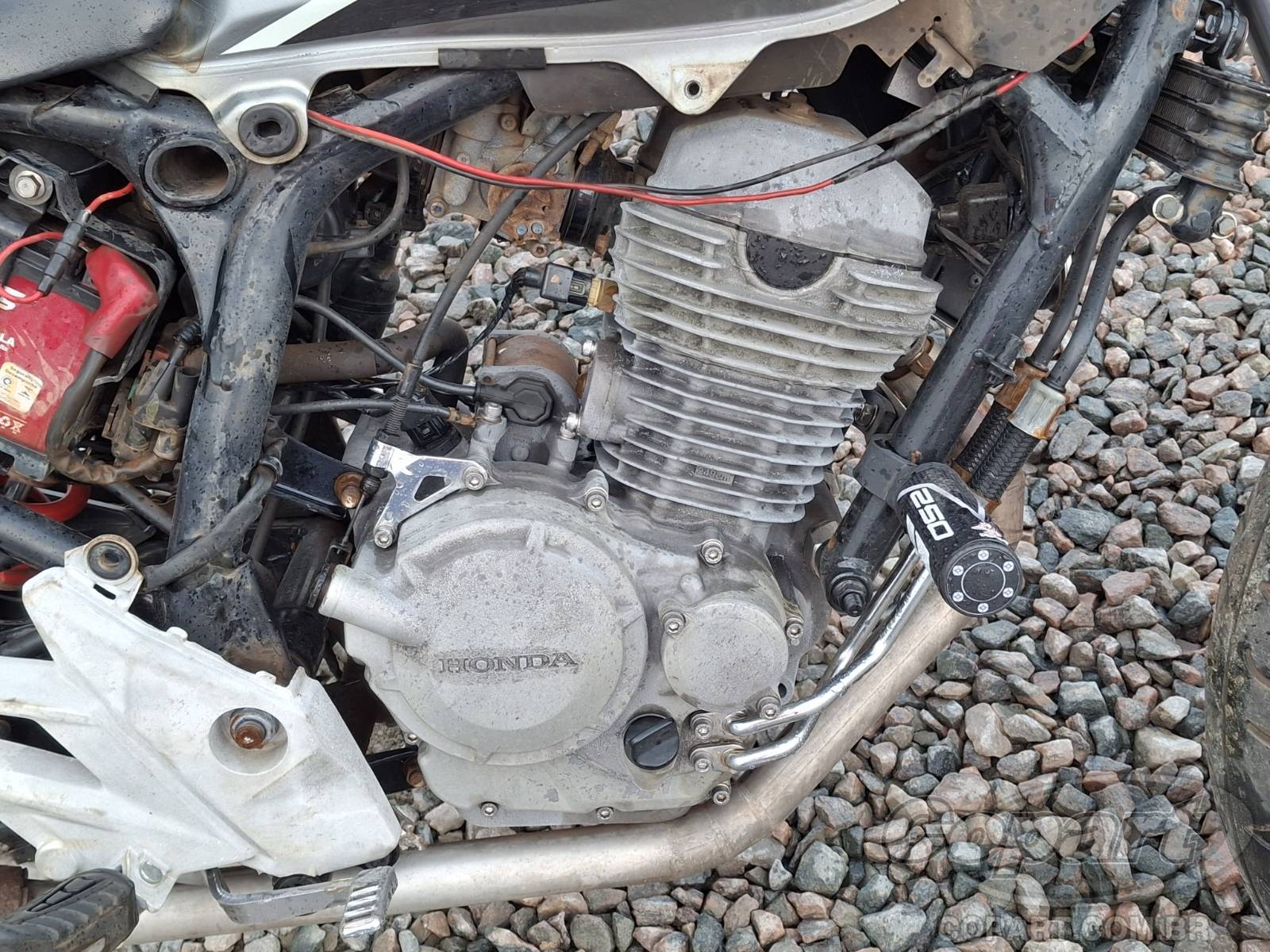 2018 HONDA CB 250 F — foto 5 de 10