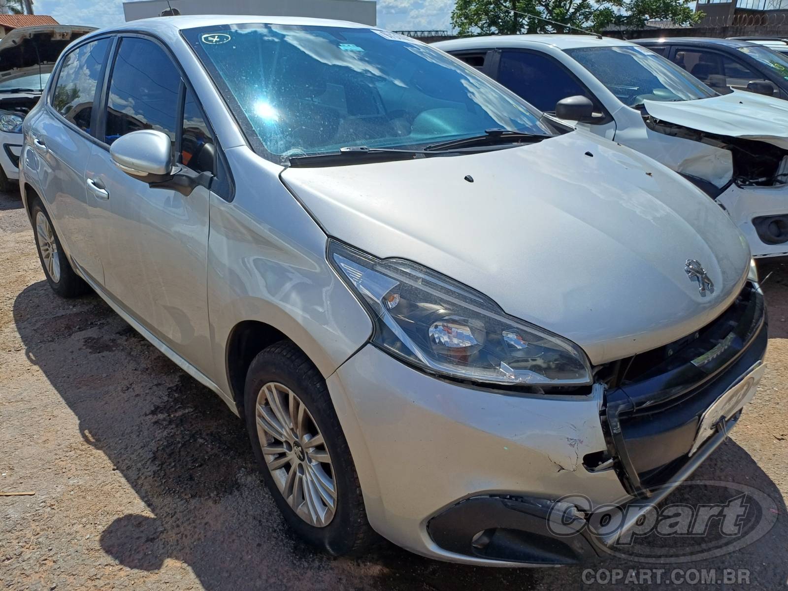 Peugeot 208 Active 1.2 12V VTi PureTech 2020 Pequena Monta