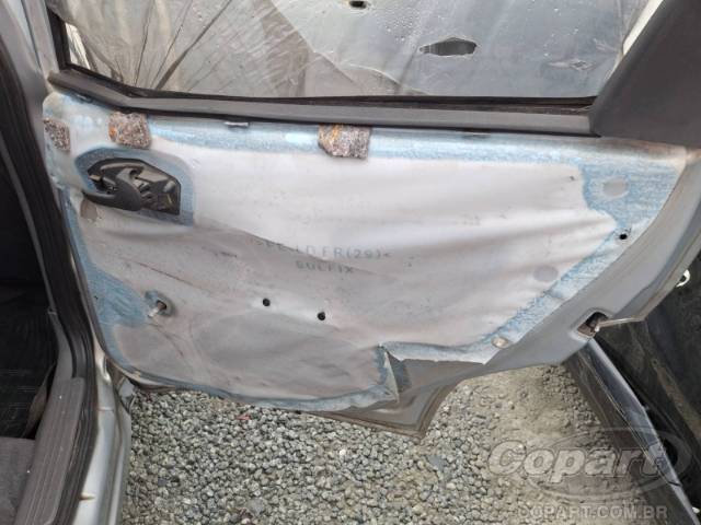2004 CHEVROLET CORSA 