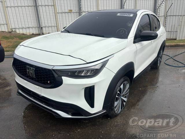 2025 FIAT FASTBACK 