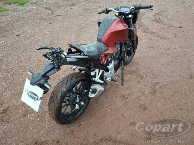 2025 HONDA CB 300F 