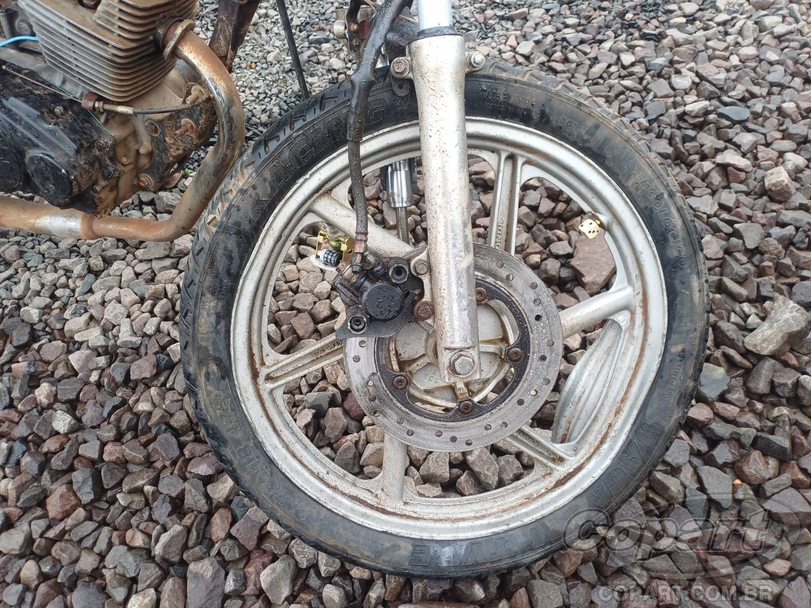 Foto 8 de 10: 2002 HONDA CBX 200