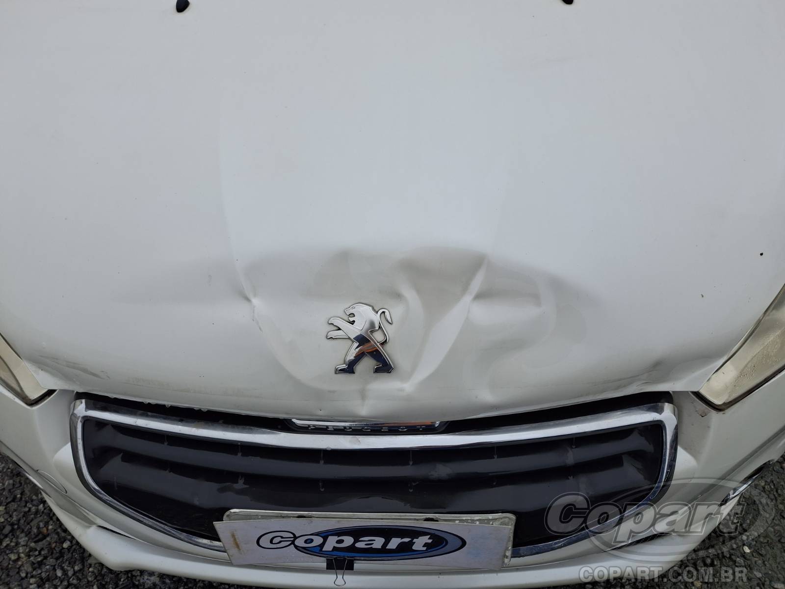Foto 12 de 12: 2014 PEUGEOT 208