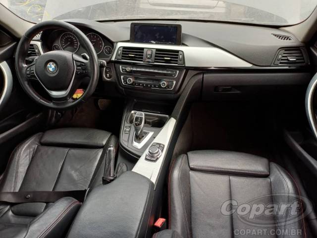 2013 BMW SERIE 3 