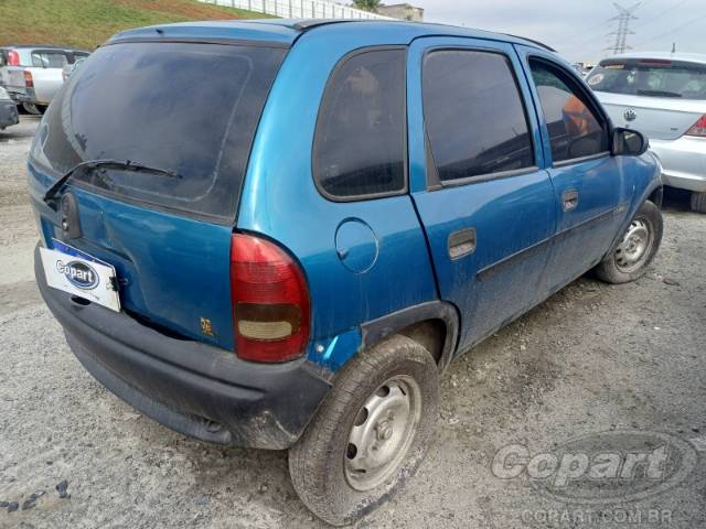 1996 CHEVROLET CORSA 