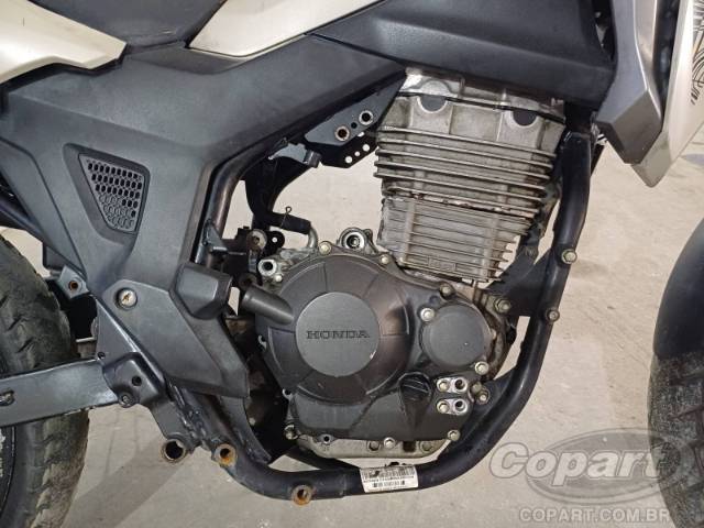 2024 HONDA XRE SAHARA 300 