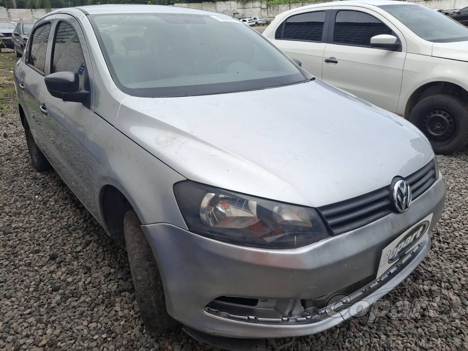 Volkswagen Voyage 2015 1.6 MSI Flex - Pequena Monta