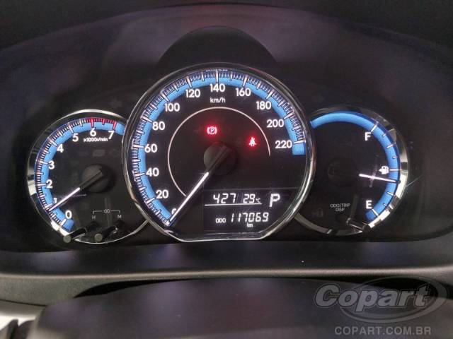 2020 TOYOTA YARIS SEDA 