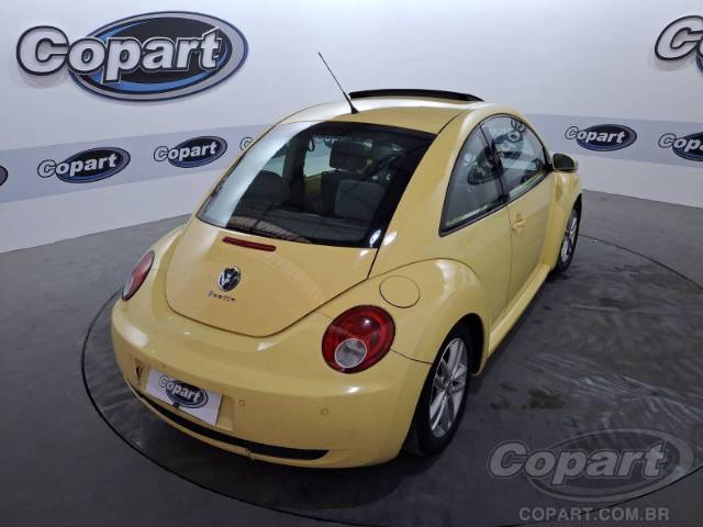 2009 VOLKSWAGEN NEW BEETLE 