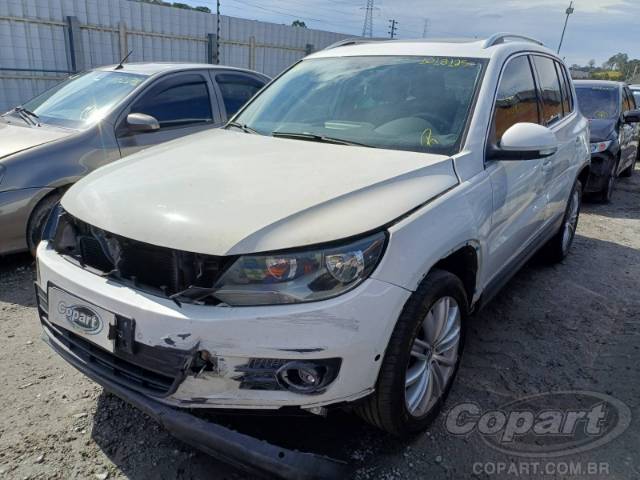 2014 VOLKSWAGEN TIGUAN 