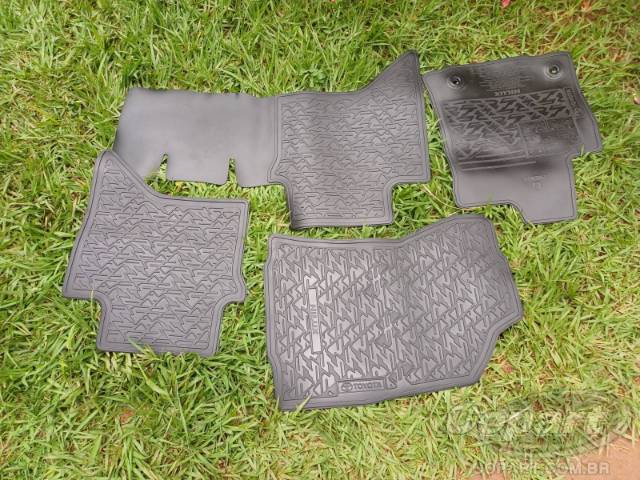 2024 TOYOTA HILUX CD 