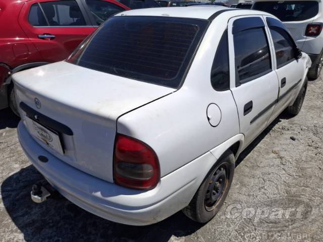 2003 CHEVROLET CORSA SEDAN 