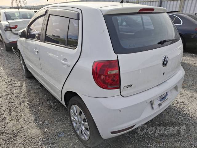 2013 VOLKSWAGEN FOX 