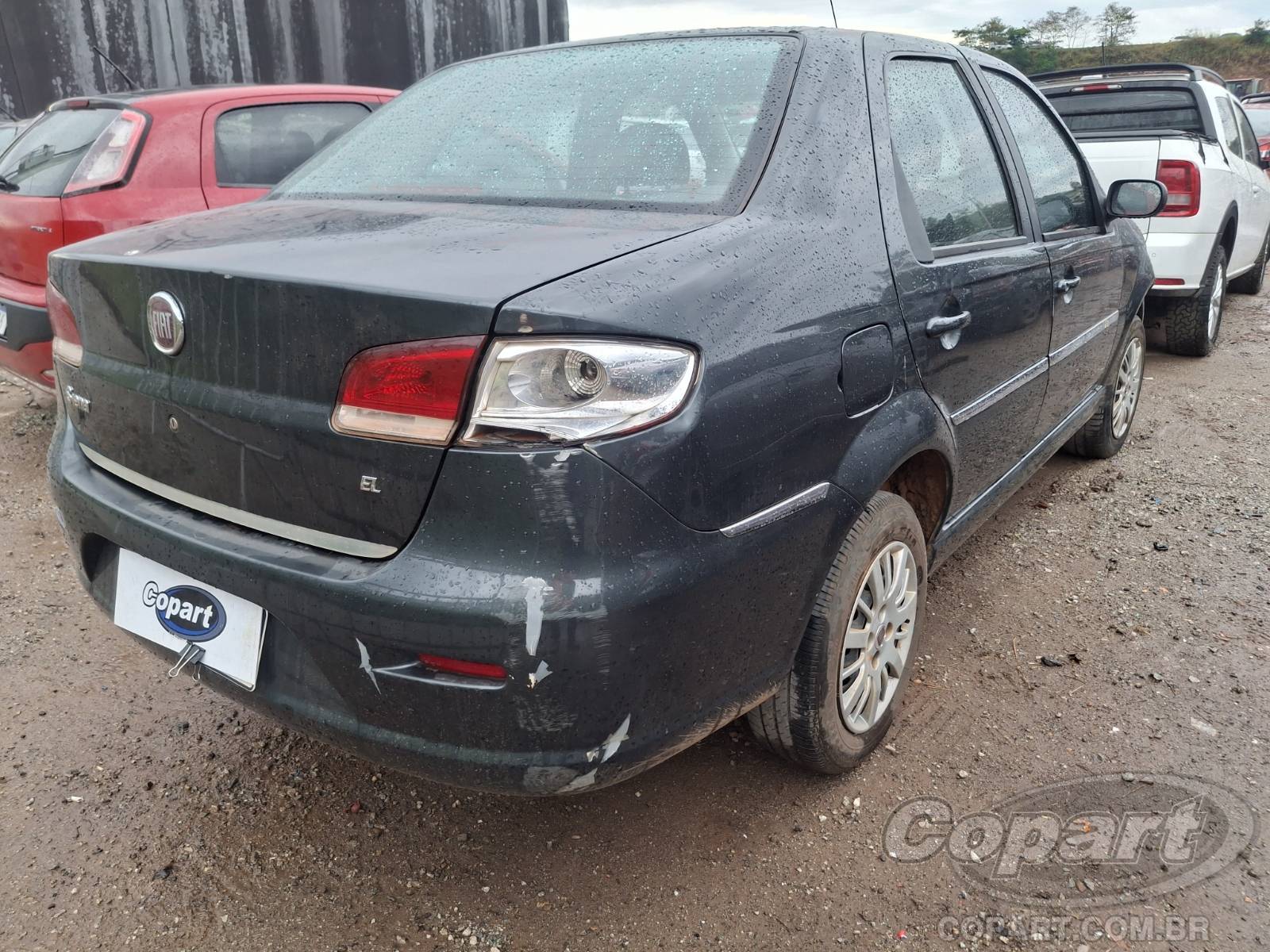 2010 FIAT SIENA — foto 4 de 10