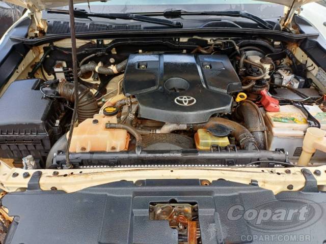 2017 TOYOTA HILUX CS 