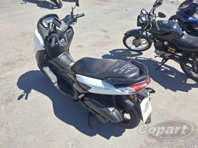 2021 YAMAHA NMAX 