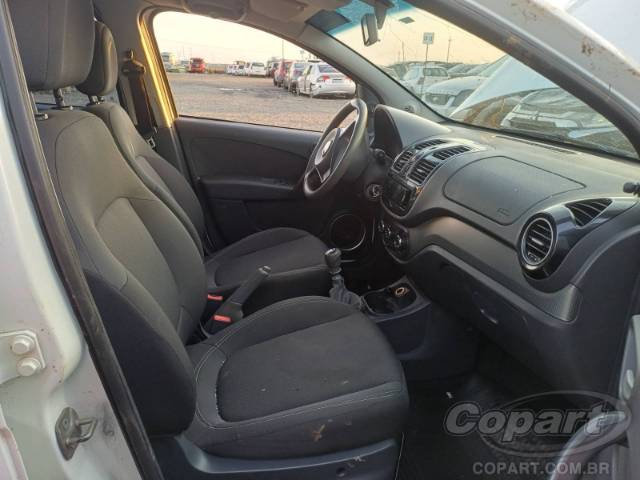 2015 FIAT GRAND SIENA 