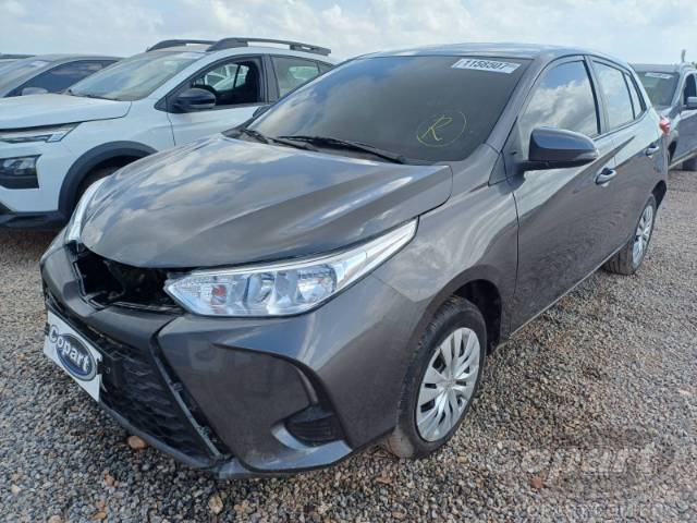 2025 TOYOTA YARIS 
