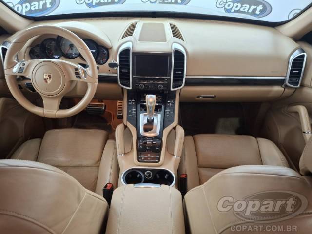 2012 PORSCHE CAYENNE 