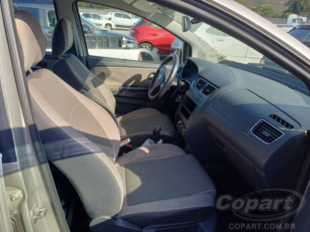 2011 VOLKSWAGEN SPACEFOX 