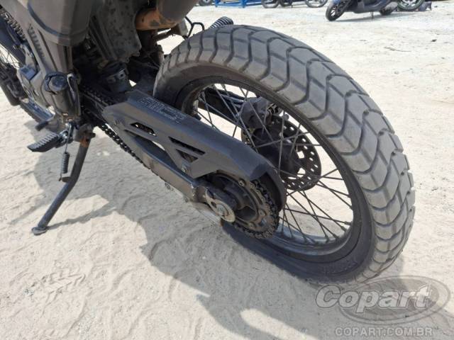 2025 HONDA XRE SAHARA 300 