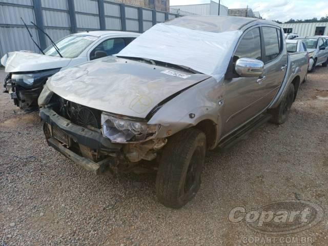2015 MITSUBISHI L200 TRITON 