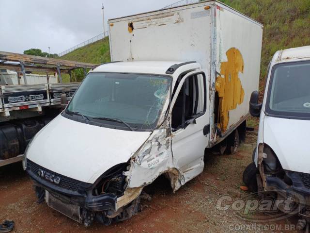 2019 IVECO DAILY CHASSI 