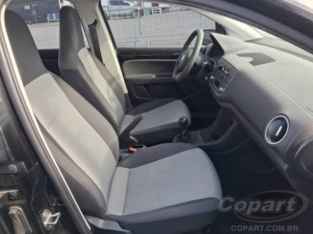 2016 VOLKSWAGEN UP 