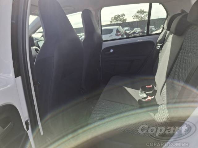 2015 VOLKSWAGEN UP 