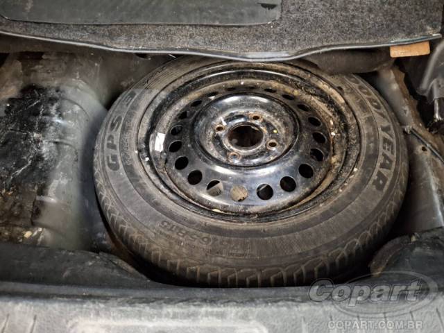 2013 NISSAN GRAND LIVINA 