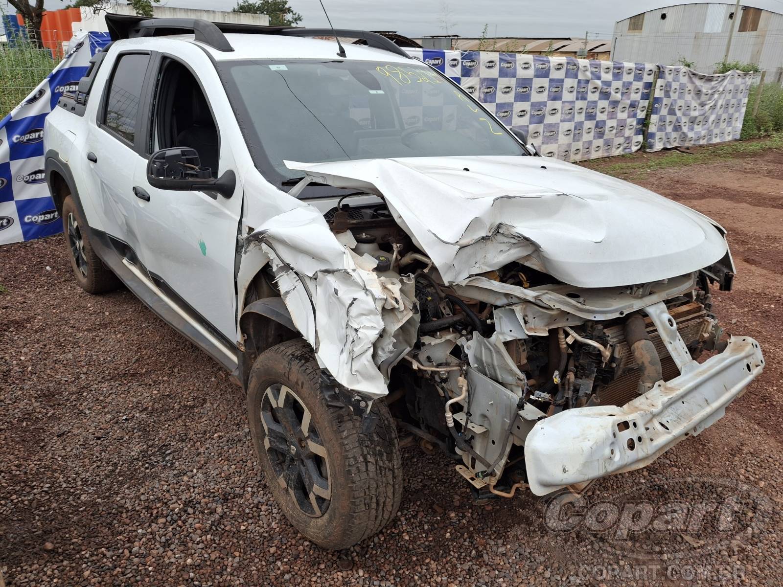 Veículo Renault Oroch Renault Oroch Outsider 1.3 16V TCe Turbo 2024 Colisão Média Monta 2024 em leilão