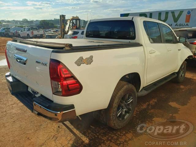 2024 TOYOTA HILUX CD 