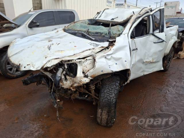 2024 TOYOTA HILUX CD 