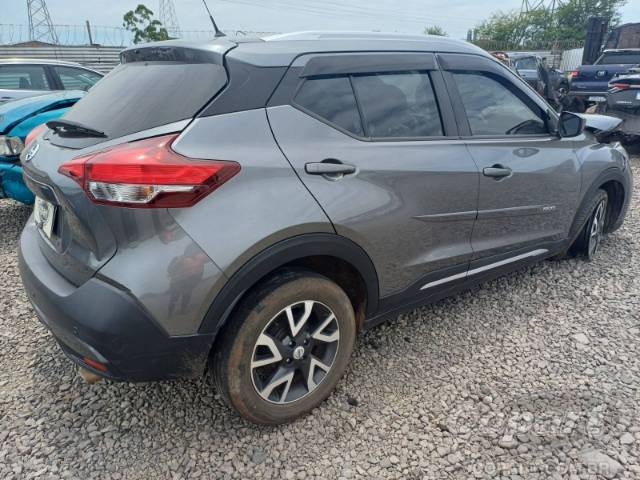 2019 NISSAN KICKS 