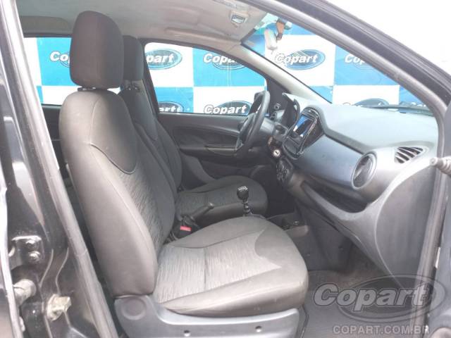 2020 FIAT UNO 