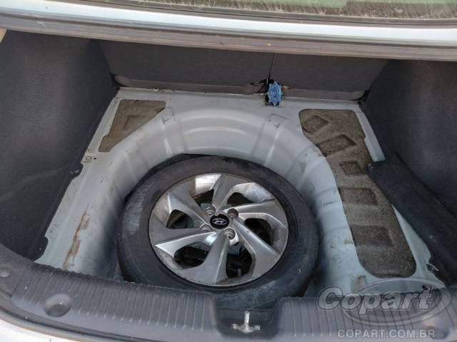 2016 HYUNDAI HB20S 
