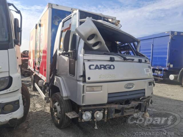 2013 FORD CARGO 816 