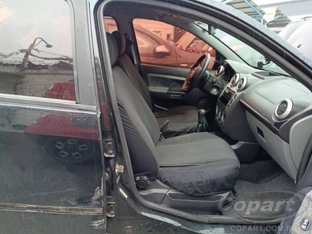 2008 FORD FIESTA SEDAN 