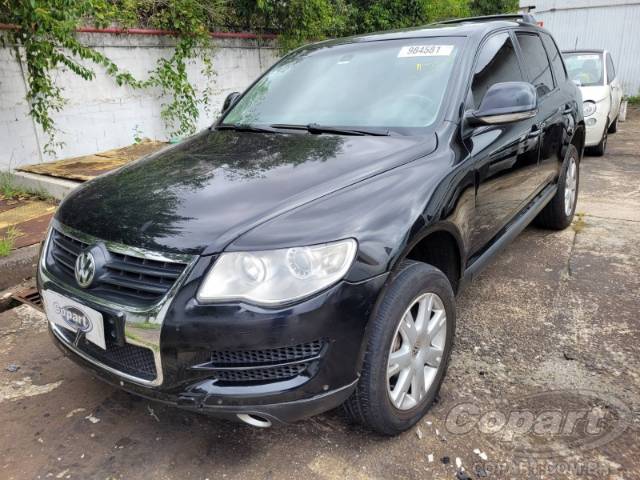 2008 VOLKSWAGEN TOUAREG 